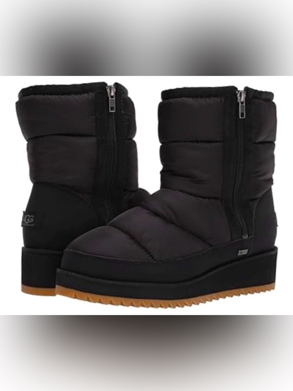 UGG Short Mini Ridge Quilted Black Puffer Ankle Boots with Gum Sole Size 9